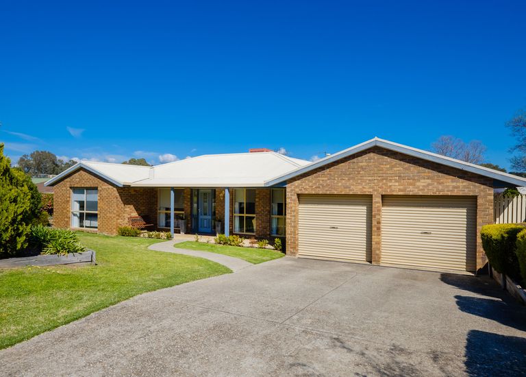 85 Southern View Drive, West Albury 85 Southern View Drive, West Albury