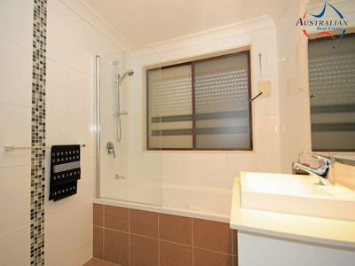 5 Othello Place, St Clair