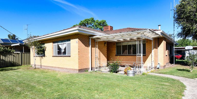 16 Platt Street, Euroa 16 Platt Street, Euroa