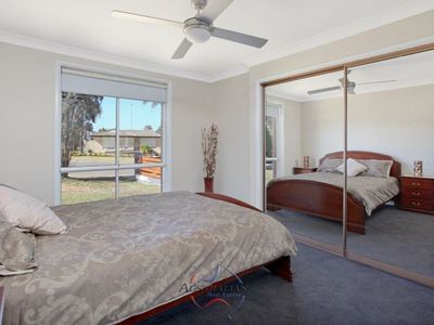 114 Pine Creek Circuit, St Clair