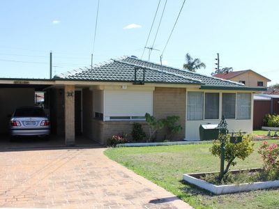 2 Franklin Place, Colyton