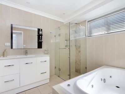 20 Derwent Place, St Clair