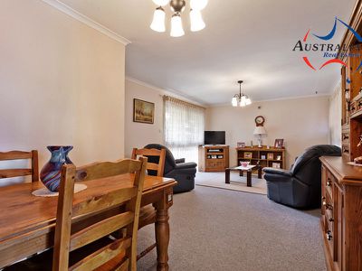 41 Dobell Circuit, St Clair