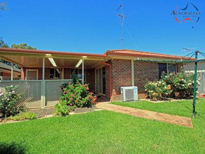 5 Rochford Street, St Clair