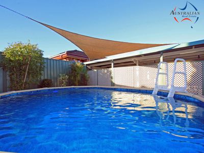 130 Pine Creek Circuit, St Clair