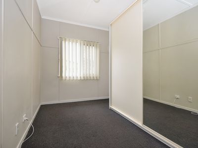 13 Norah Street, Centenary Heights