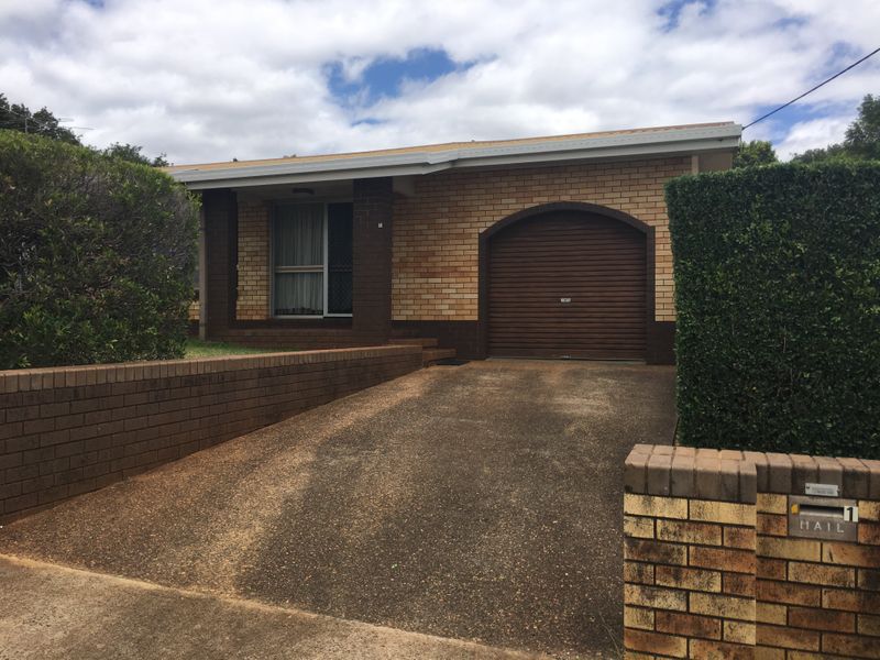 1 / 1 Primrose, Centenary Heights