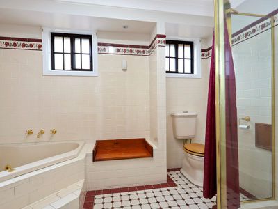 6 Colorado Drive, St Clair