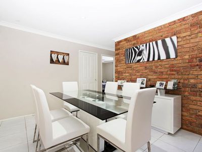 13 Hascombe Way, St Clair