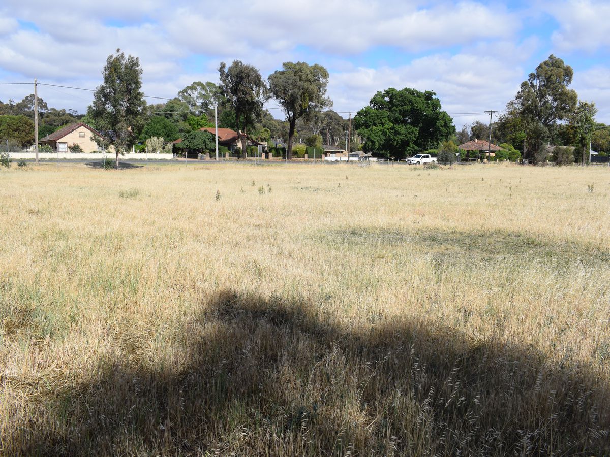 Lot CA 17, High Street, Wedderburn