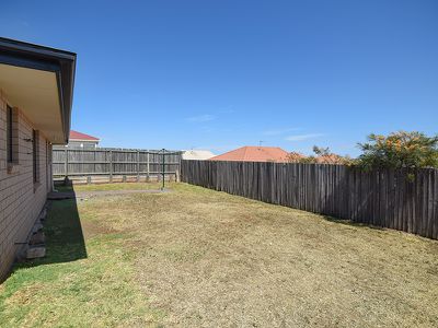 15 Balonne Drive, Glenvale