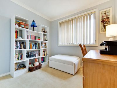 2 / 130 Newton, Blacktown