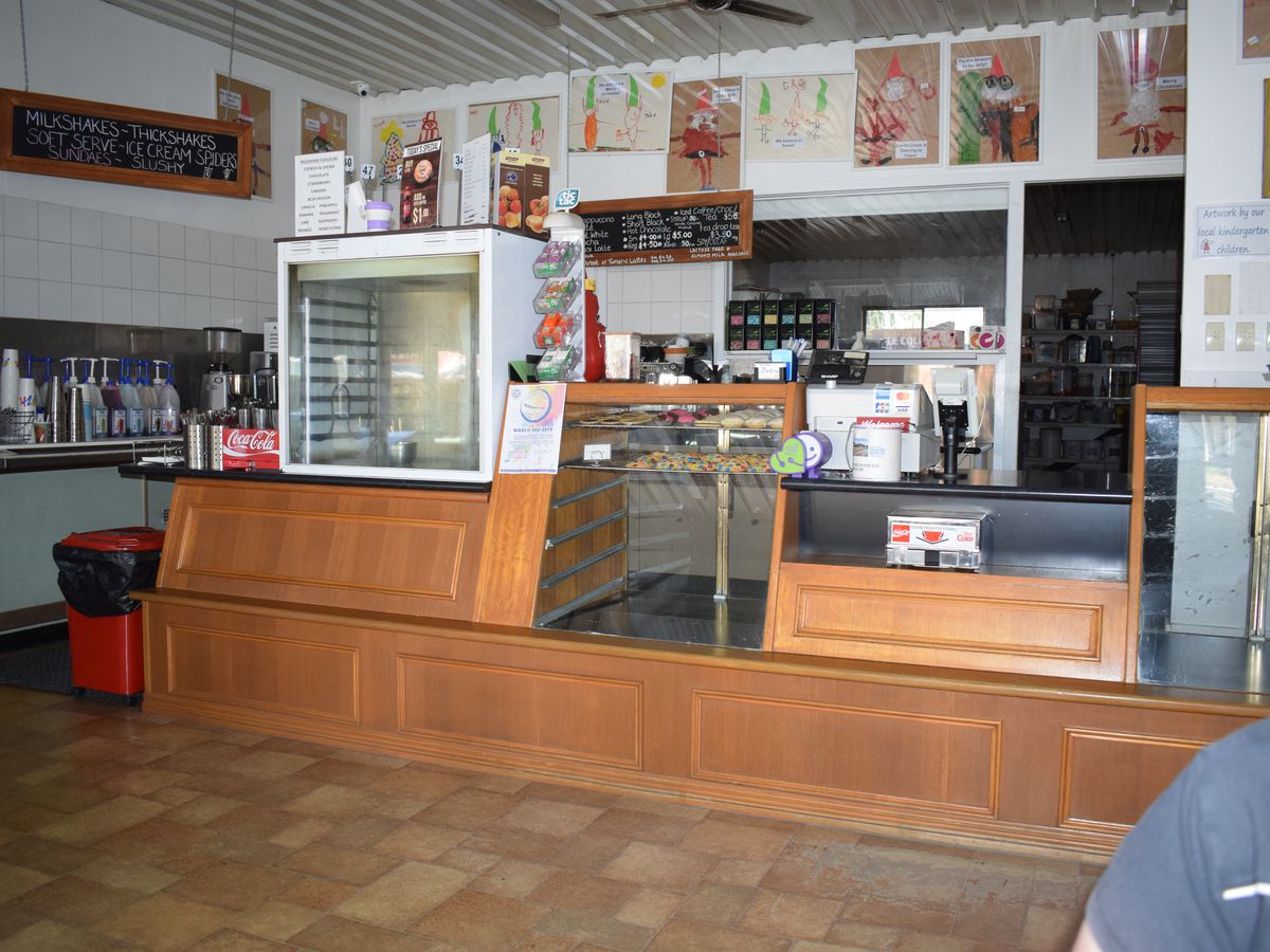 56 - 60 High Street, Charlton