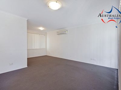 72 Pine Creek Circuit, St Clair