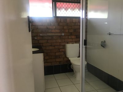 2 / 7 Hampton Street, Newtown