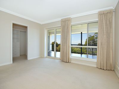 12 Katoomba Crescent, Prince Henry Heights