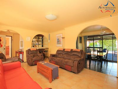 1 Plover Close, St Clair