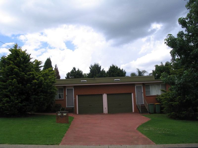 1 / 23 Seppelt Street, Wilsonton