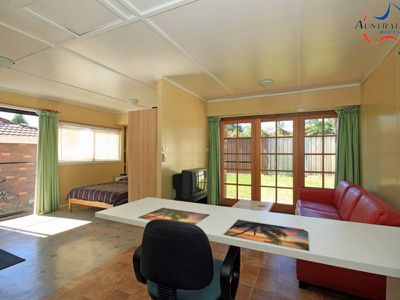 1 Plover Close, St Clair