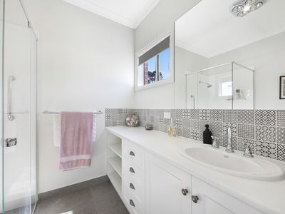 27 Main Street, Romsey