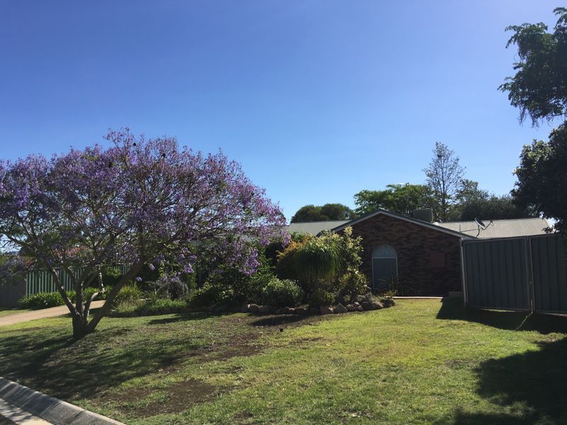 4 Schloss Court, Westbrook