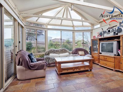 60 Explorers Way, St Clair