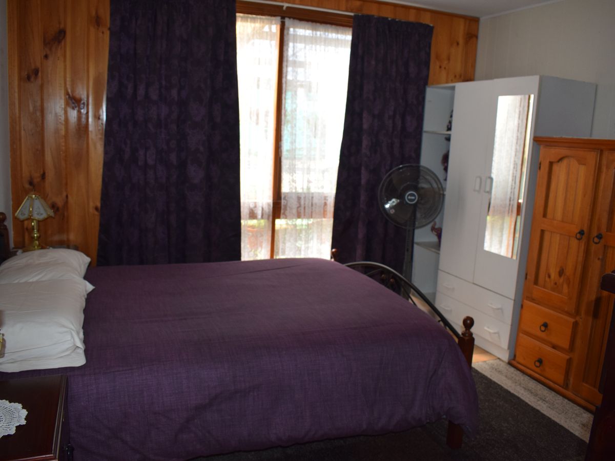 57 Grant Street North, Inglewood