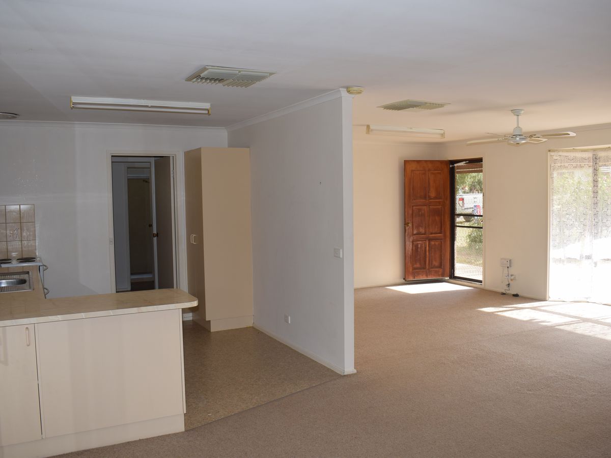 18 Powlett Road, Inglewood