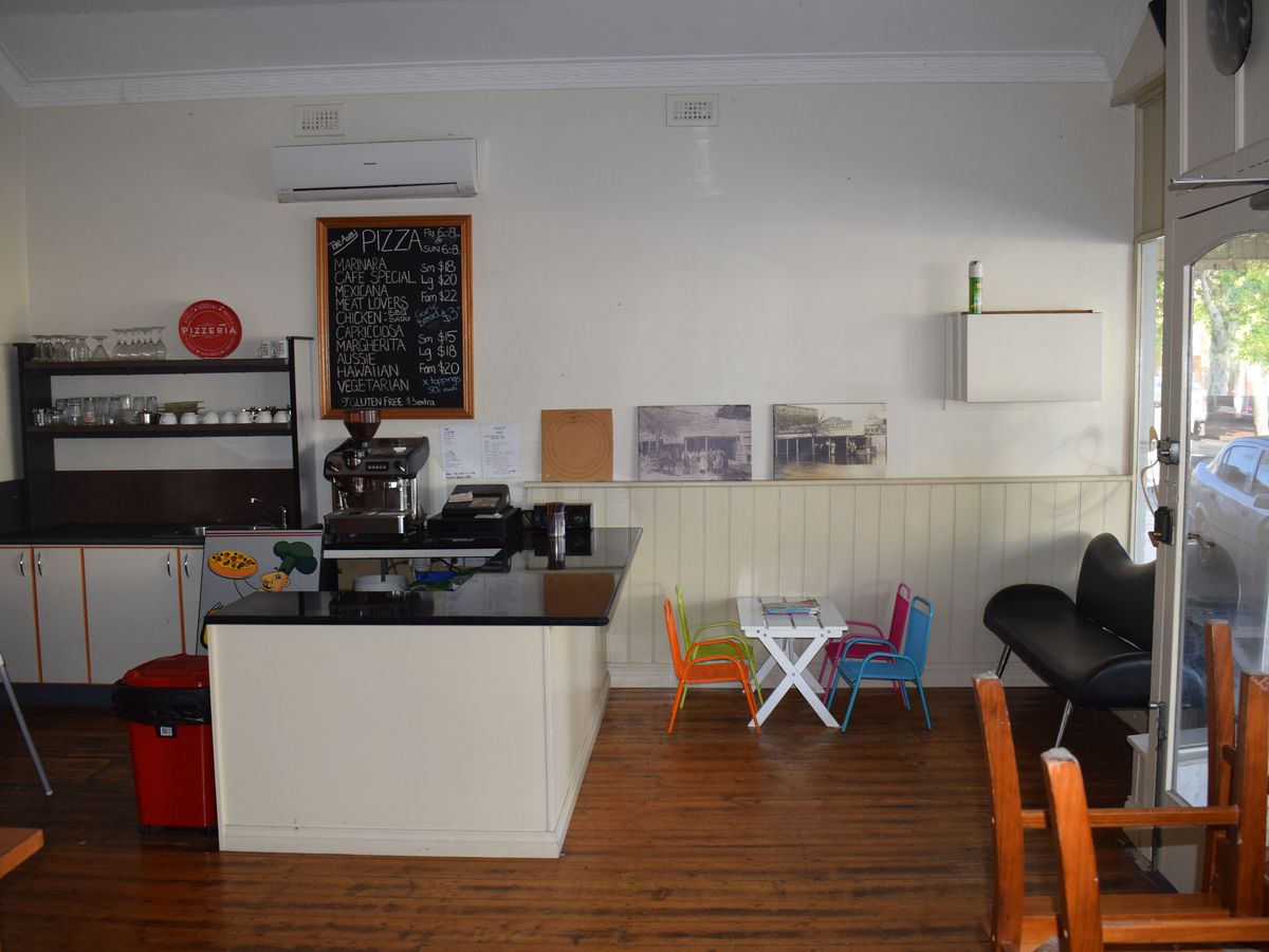 56 - 60 High Street, Charlton