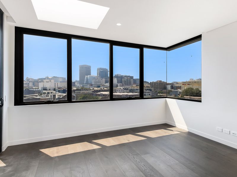 616C / 6  Cowper Street, Glebe