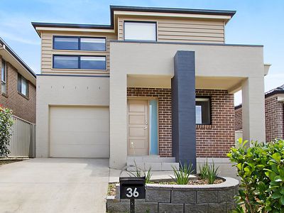 36 Affleck Gardens North, Middleton Grange