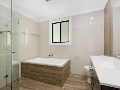 80 Alpine Circuit, St Clair