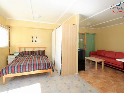 1 Plover Close, St Clair