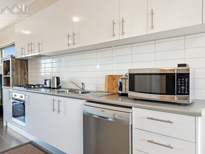 27 Baltrum Drive, Wollert