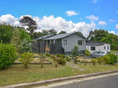 14 Clearwater Street, Broad Bay