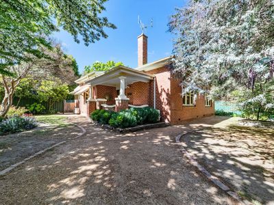 17 Railway Street, Euroa 17 Railway Street, Euroa