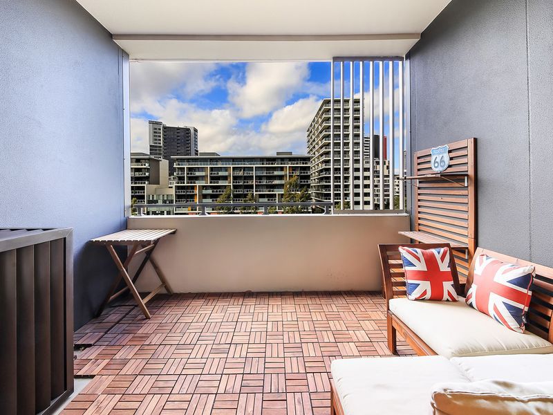 503 / 3 George Julius Avenue, Zetland