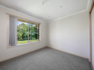 8 Crawford Way, Sunbury