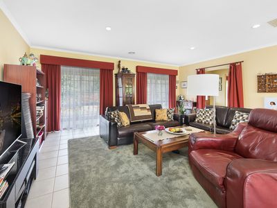 25 Billabong Drive, Monegeetta