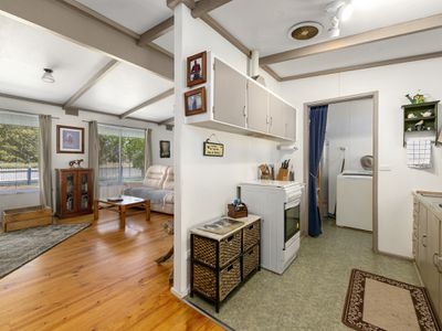 7 SHELTON STREET, Avenel