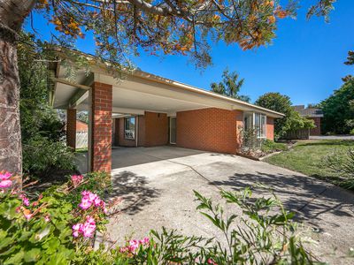 8 Crawford Way, Sunbury