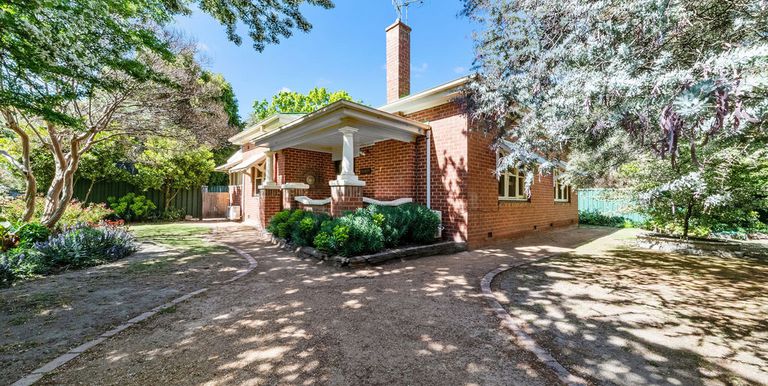 17 Railway Street, Euroa 17 Railway Street, Euroa